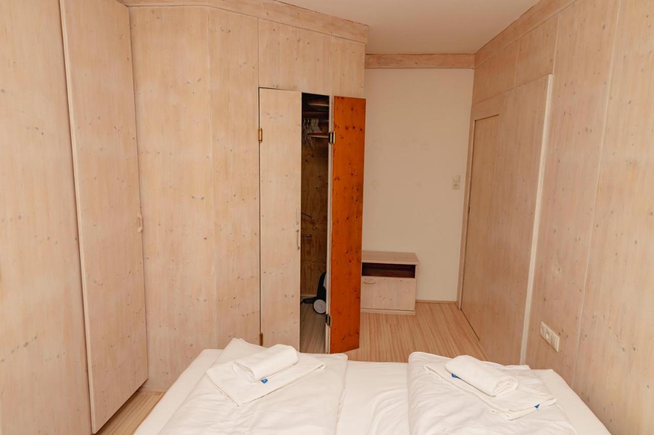Beautiful 2-Bedroom Apartment Near Schoenbrunn Viena Exterior foto
